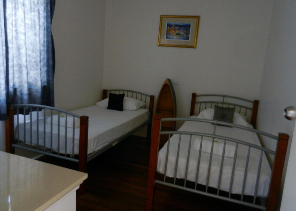 Golden Shores Motel Bilinga Pokoj fotografie